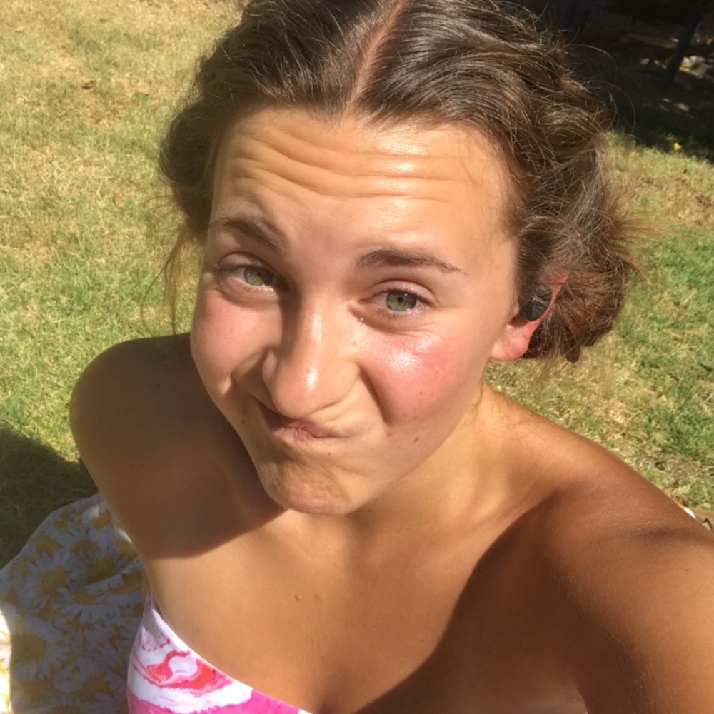 Meet your Posher, Hannah